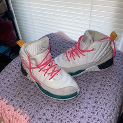 Girls Jordan Retro 12 Size 2y