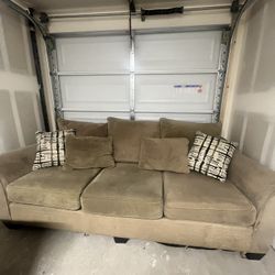 Free Couches PICK UP ONLY 
