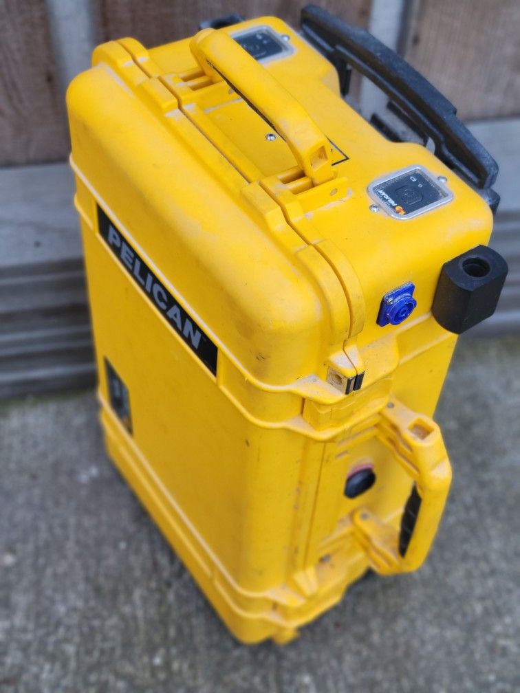 Portable LED Work Lights