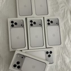 Apple iPhone 17 Pro Max Silver Or iPhone 17 Pro Silver Unlocked I Can Go To You Deliver 