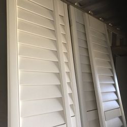 Shutters Set Of 4    Moving