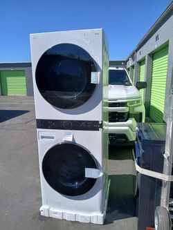 NEW !! LG THINQ STEAM WHITE 27" WASHER AND GAS TOWER SMART AI / STACKABLE