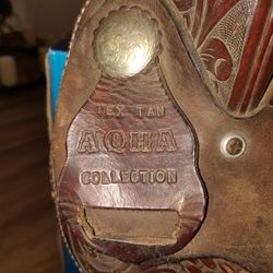 Barrel racing saddle