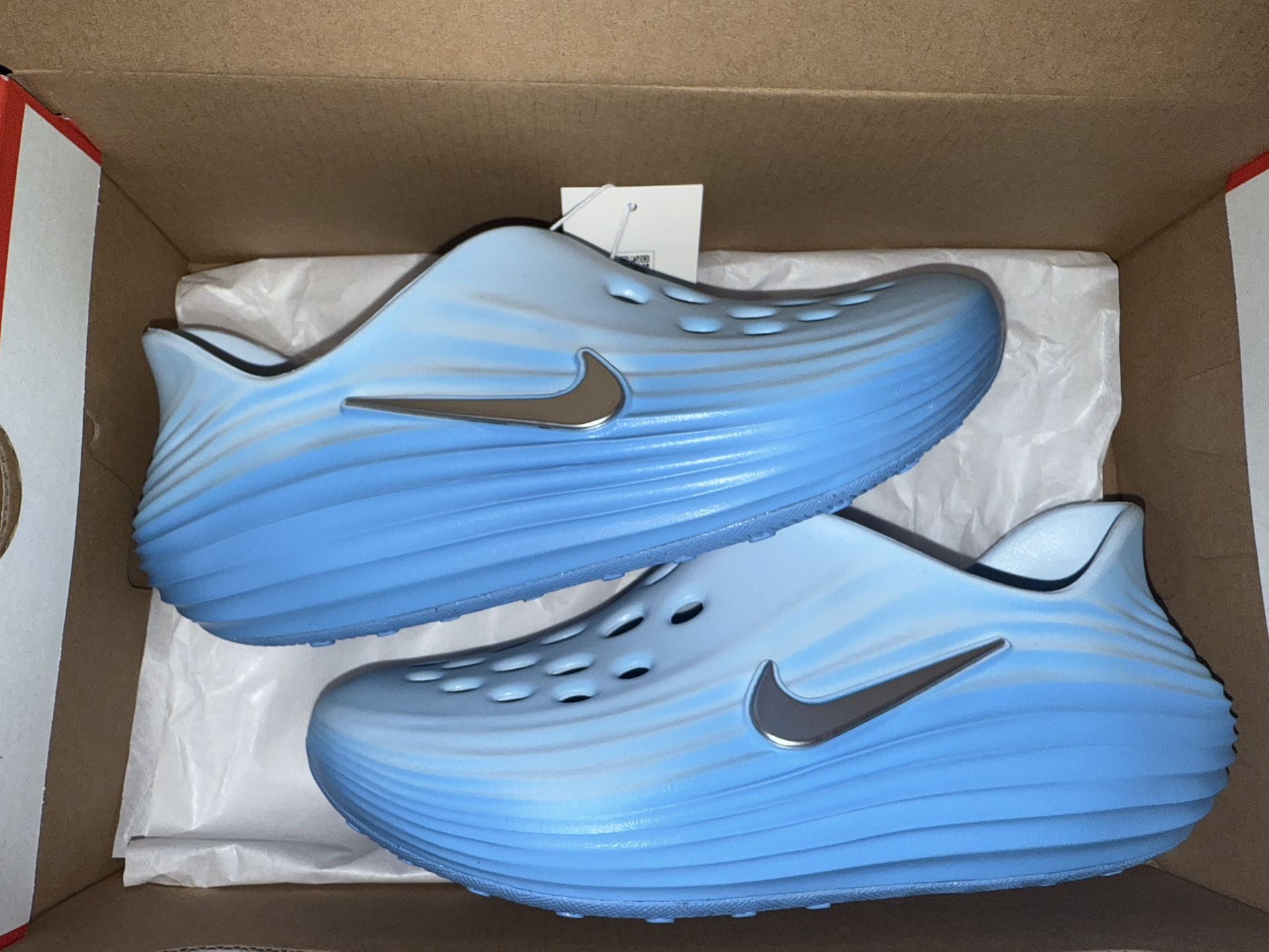WMNS NIKE REACTX REJUVEN8 SZ. 6 GLACIER BLUE