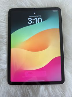 iPad Air 5th Generation Plus Cellular Data And 1year Warranty 