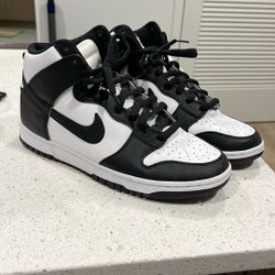 Nike Dunk High “Panda”