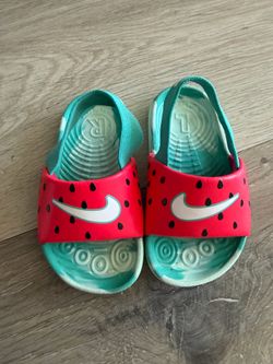 Nike laws slide