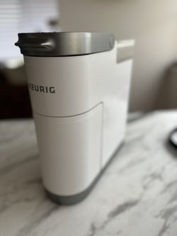 Keurig Coffee Maker with Milk Frother – White