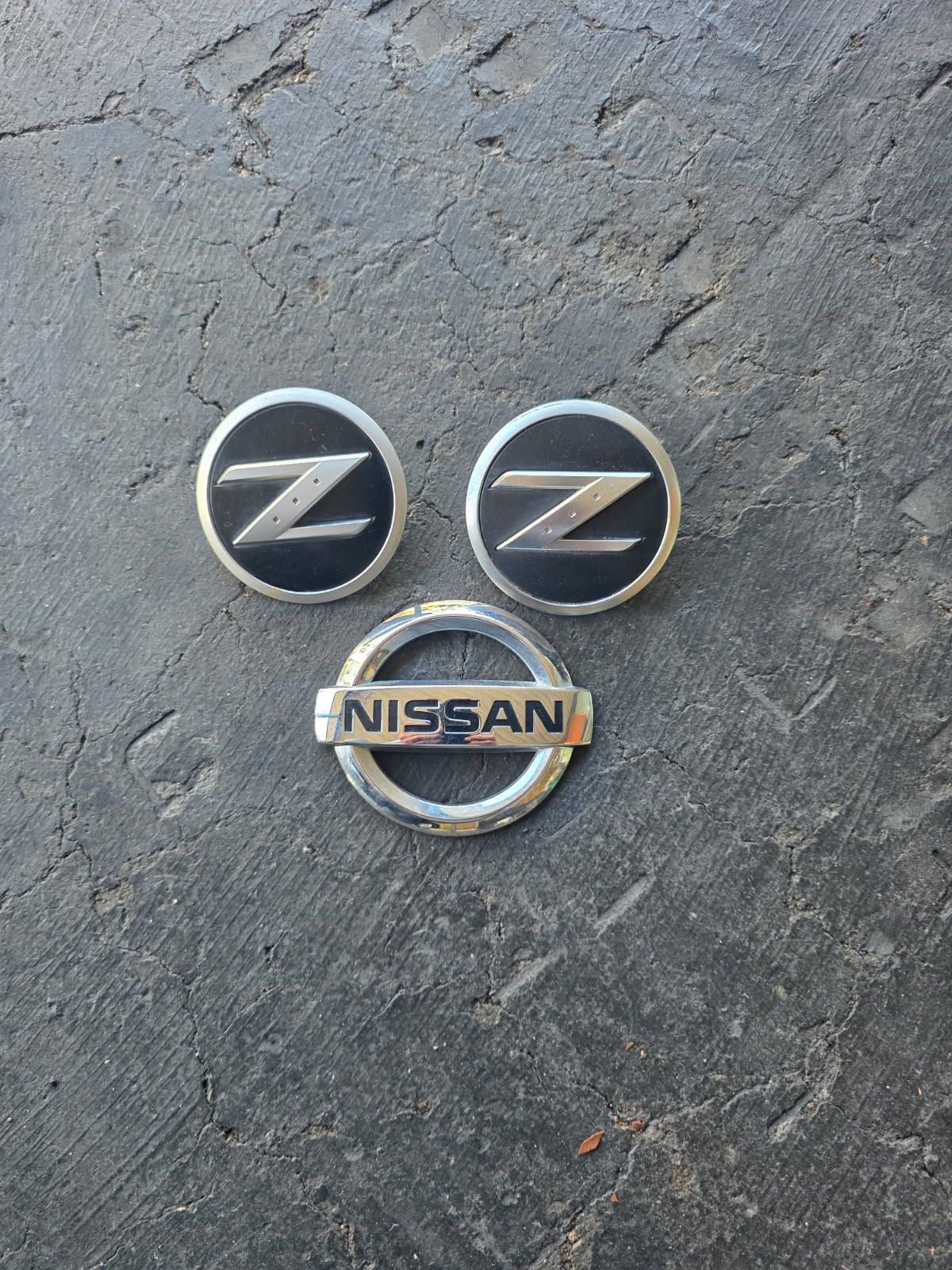 Nissan Z Logos