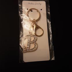 B Letter Keychain For Women With Key Ring (342)