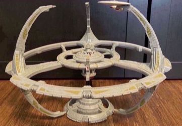 Star Trek Deep Space Nine Playmates Station Complete