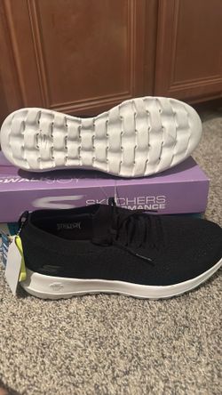 Skechers go walk women’s sneakers