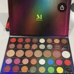  Morphe Eyeshadow Palettes