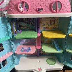 Gabby’s Dollhouse