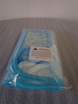 Blue Cooling Towel (M). 17.7" x 17.7"