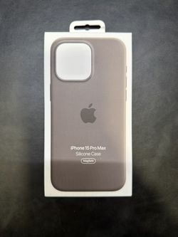iPhone 15 Pro Max Silicone Case