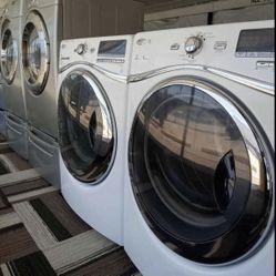 Whirlpool Frontload Washer Dryer Set