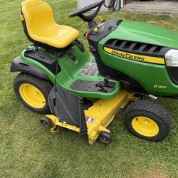 John Deere You Want 80 With A 54 Inch Cutting Deck Less Than 100 Hours