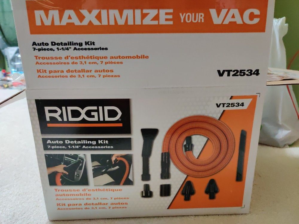 NEW! RIDGID 7-Piece Auto Detailing Vacuum Kit (1-1/4" Accessories)