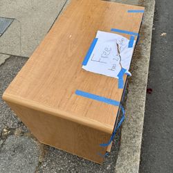 Free Desk