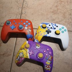 Nintendo Switch Controllers