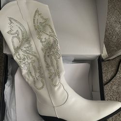 Cowboy boots With Rhinestones