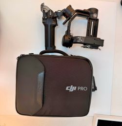 DJI RSC 2 Pro Combo - 3-Axis Gimbal Stabilizer
