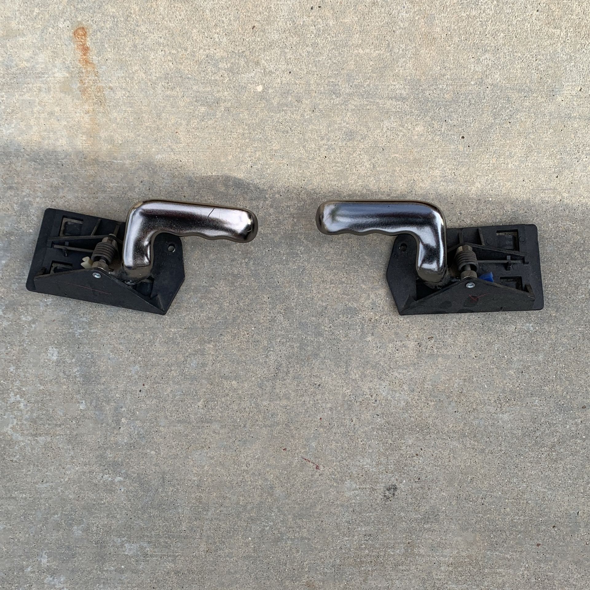 Chevy Silverado, Tahoe, Sierra, Denali, Suburban Door Handles