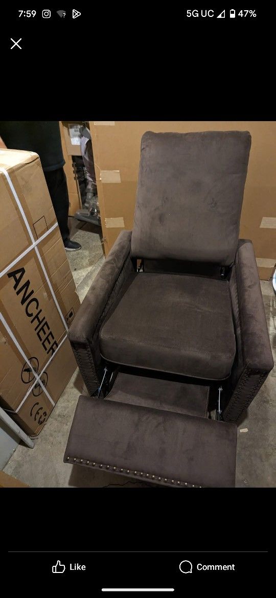 Recliner New