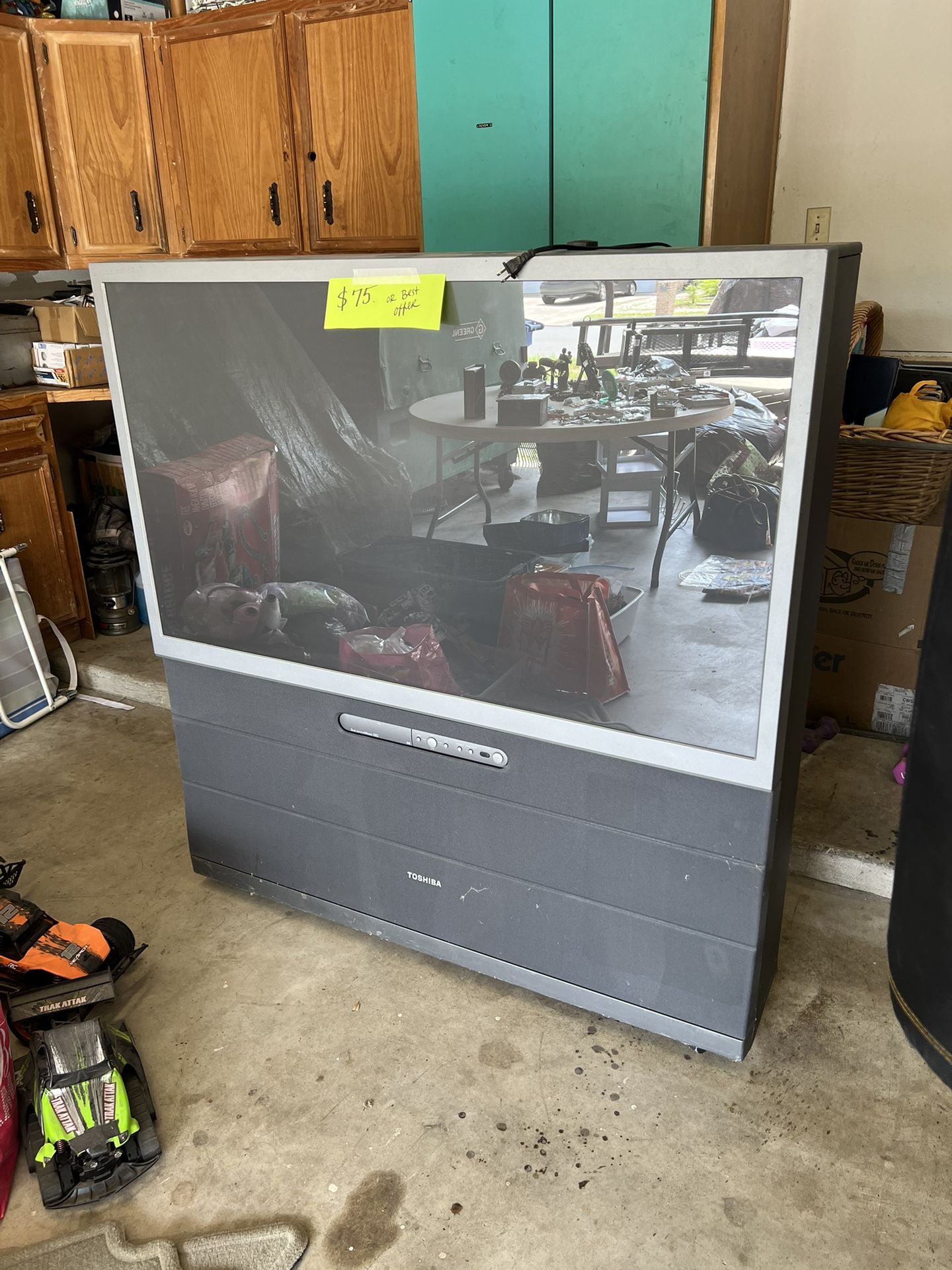Toshiba Rear Projection TV