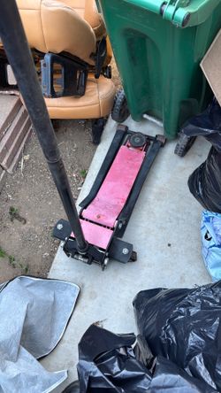 Car jack low profile