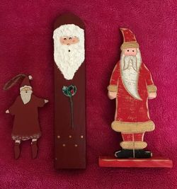 Christmas Old World Santa Assorted Wooden Decor Like NEW!
