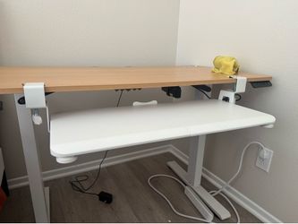 Keyboard tray