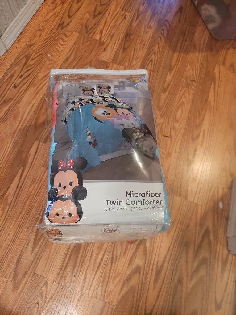 Tsum Tsum Disney. TWIN COMFORTER