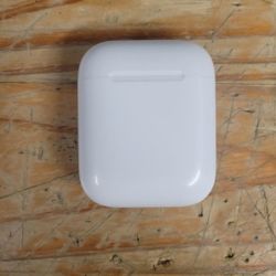 Apple Earpods Charging Case For 1st And 2nd Generation Earpods