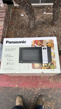 Panasonic midsize countertop microwave oven oven 1250 W 1.2 ft.³