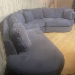 High End Serpentine sectional Free Delivery 