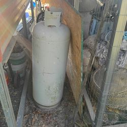 Manchester Full Propane 100lb Tank 