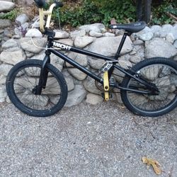 GT MACH 1 BMX