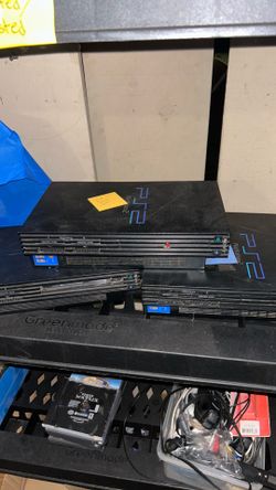 Lot of 3 PlayStation 2 consoles for parts