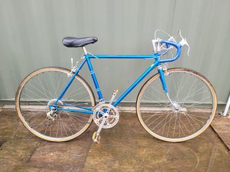 Vintage '70s / 80s Blue Schwinn 10 Speed Road Cycle