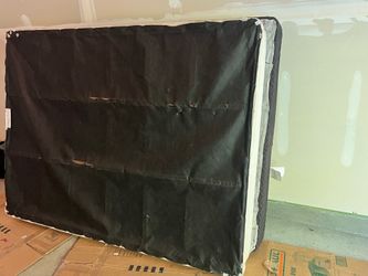 Two Queen size mattress boxes for free