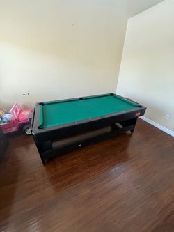 2 in 1 table (pool and air hockey)