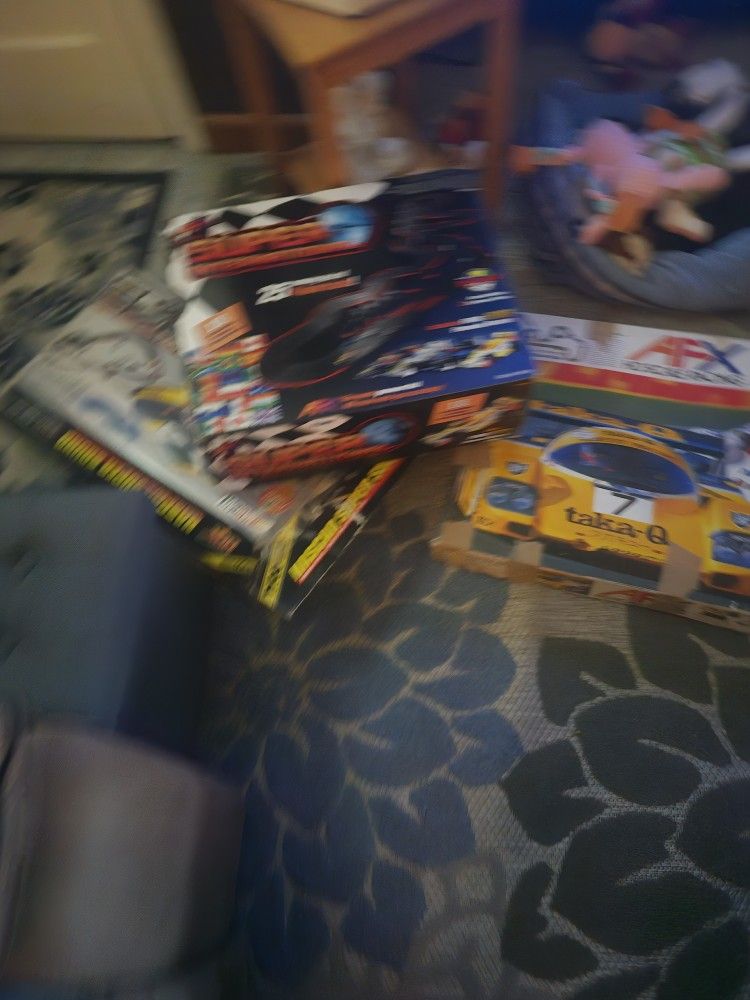 Slot Car Tracks