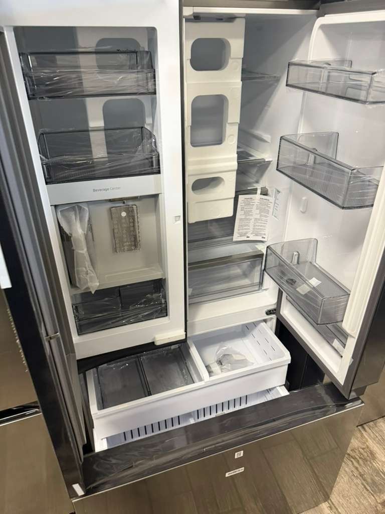 Samsung bespoke stainless steel French door fridge new with warranty