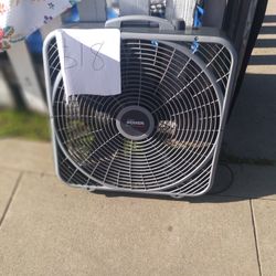 Ventilador$18 En Stockton