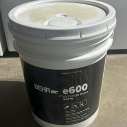  BEHR PRO 5 gal. e600 Acrylic Exterior Satin Paint Cream Off White Pintura 5 Galones 