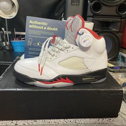 Jordan Fire Red Silver Tongue 5 Size 8.5 