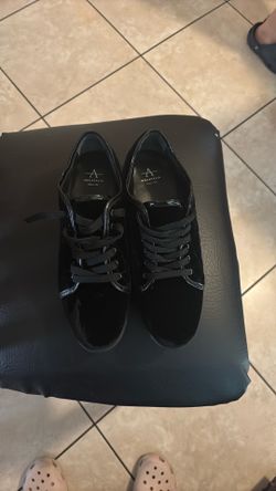 Women shoes size 9