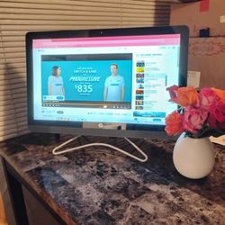 HP 24 All-In-One Desktop (AMD A8-7410, 8GB RAM, 1 TB HDD, Windows 10 Home)